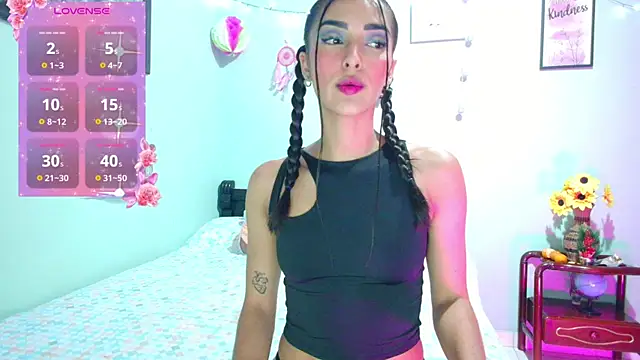 angelic coral online show from December 22, 2:08 am