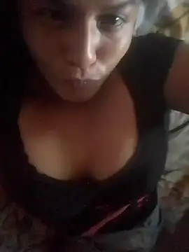 Snapshot of Moro_25 chatting on February 26, 6:07 pm Moro 25 online show from February 26, 6:07 pm