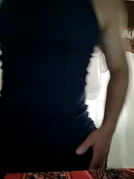 Snapshot of Bradd_32 chatting on January 12, 5:07 pm Bradd 32 online show from January 12, 5:07 pm