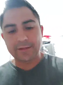 Bradd 32 online show from May 12, 11:29 am