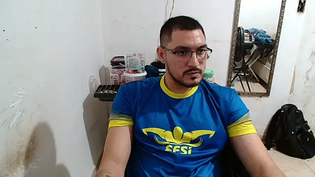 Snapshot of Leonino231 chatting on November 4, 8:41 pm Leonino231 online show from November 4, 8:41 pm