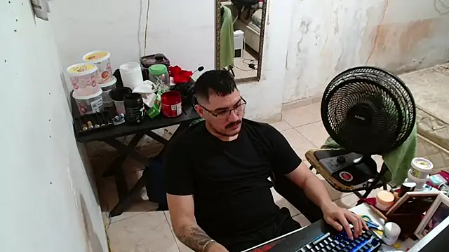 Leonino231 online show from December 20, 10:17 pm