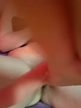 katheline  online show from April 18, 12:53 pm