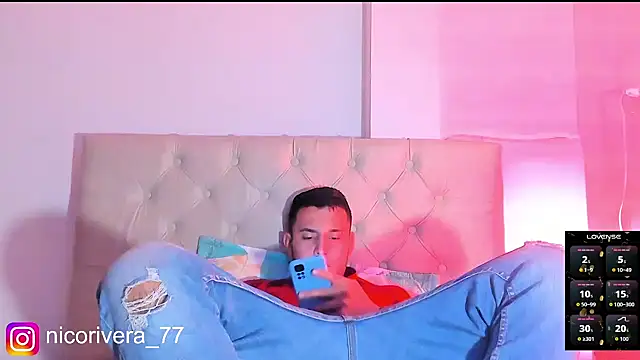 Snapshot of nico_rivera chatting on September 15, 3:50 am nico rivera online show from September 15, 3:50 am