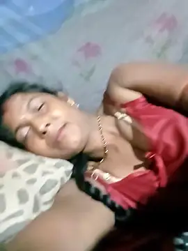 Snapshot of Savita992 chatting on May 29, 11:36 pm Savita992 online show from May 29, 11:36 pm
