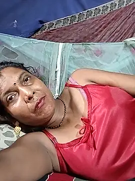 Snapshot of Savita992 chatting on June 5, 7:47 am Savita992 online show from June 5, 7:47 am