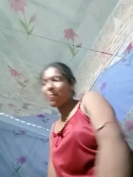 Snapshot of Savita992 chatting on June 10, 9:35 pm Savita992 online show from June 10, 9:35 pm