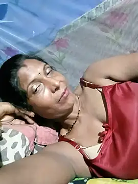 Snapshot of Savita992 chatting on June 16, 7:49 pm Savita992 online show from June 16, 7:49 pm
