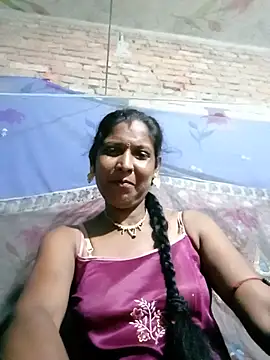 Snapshot of Savita992 chatting on June 21, 3:14 pm Savita992 online show from June 21, 3:14 pm