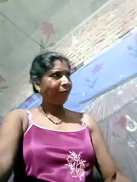 Snapshot of Savita992 chatting on June 25, 5:50 pm Savita992 online show from June 25, 5:50 pm