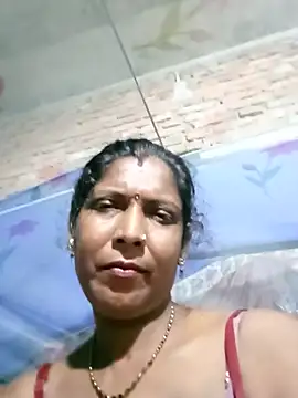 Snapshot of Savita992 chatting on July 6, 11:40 pm Savita992 online show from July 6, 11:40 pm