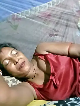 Snapshot of Savita992 chatting on July 16, 8:04 pm Savita992 online show from July 16, 8:04 pm