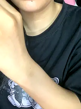 Snapshot of Linhtruong_ chatting on September 29, 4:28 am Linhtruong online show from September 29, 4:28 am