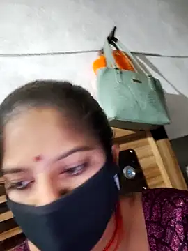 Snapshot of Daisygirl9 chatting on May 10, 10:59 pm Daisygirl9 online show from May 10, 10:59 pm