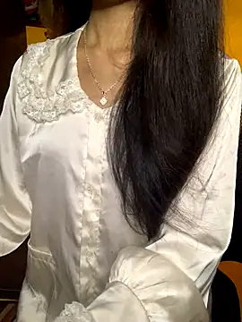 Snapshot of Nhinhi18 chatting on October 12, 4:28 pm Nhinhi18 online show from October 12, 4:28 pm