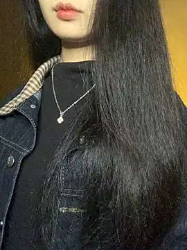 Snapshot of Nhinhi18 chatting on December 18, 3:18 pm Nhinhi18 online show from December 18, 3:18 pm