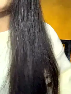 Snapshot of Nhinhi18 chatting on January 8, 3:36 pm Nhinhi18 online show from January 8, 3:36 pm