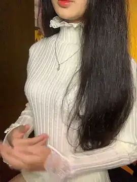 Snapshot of Nhinhi18 chatting on February 6, 3:26 pm Nhinhi18 online show from February 6, 3:26 pm