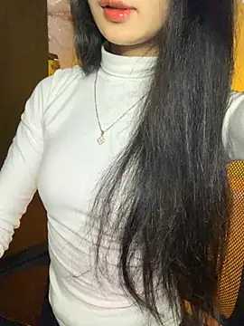 Snapshot of Nhinhi18 chatting on February 7, 3:38 pm Nhinhi18 online show from February 7, 3:38 pm