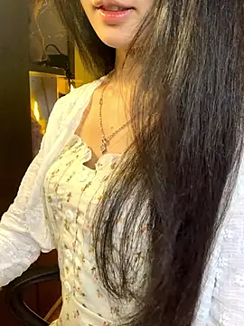 Snapshot of Nhinhi18 chatting on March 24, 3:50 pm Nhinhi18 online show from March 24, 3:50 pm
