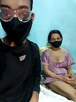 ursumita online show from October 31, 8:21 pm