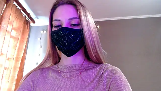 Snapshot of Iris_lave chatting on May 8, 1:05 pm Iris lave online show from May 8, 1:05 pm