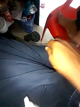 Snapshot of hackyourpussy@xh chatting on November 25, 2:11 am hackyourpussyxh online show from November 25, 2:11 am