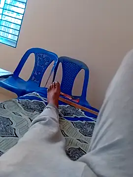 Snapshot of hackyourpussy@xh chatting on February 6, 9:34 am hackyourpussyxh online show from February 6, 9:34 am