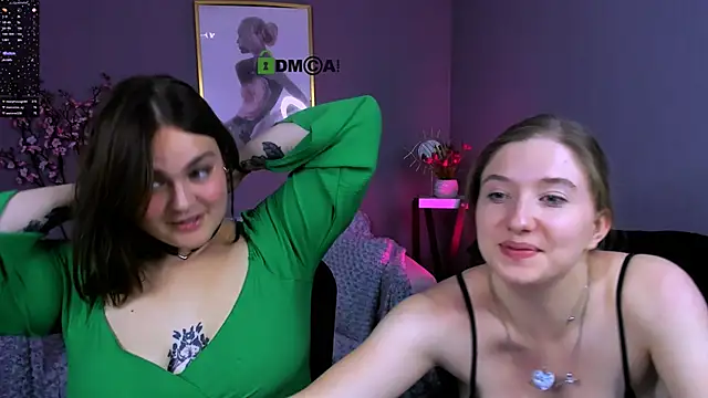 Snapshot of lorraine_carter chatting on September 15, 11:16 pm lorraine carter online show from September 15, 11:16 pm