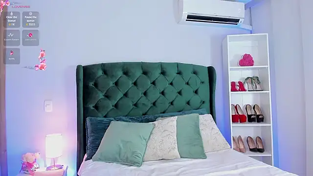 naughty fun room online show from March 12, 11:11 pm