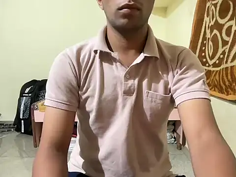 project085 online show from October 29, 3:36 pm