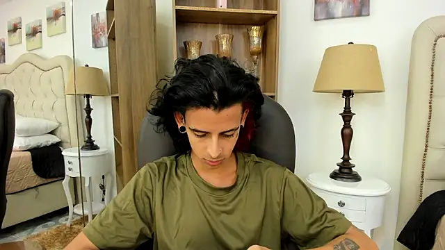 Ibratxandy online show from February 13, 7:10 pm