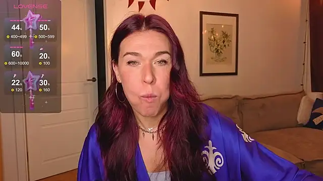 ReginaFoXXXy online show from December 15, 12:20 pm