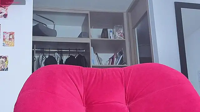 Snapshot of Sharon_Black chatting on July 9, 11:31 pm Sharon Black online show from July 9, 11:31 pm