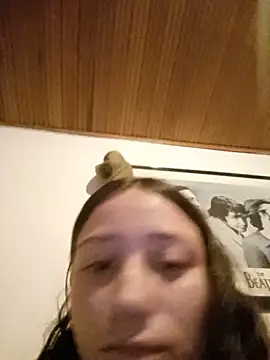 Snapshot of venuss09_s chatting on June 23, 4:54 am venuss09 s online show from June 23, 4:54 am