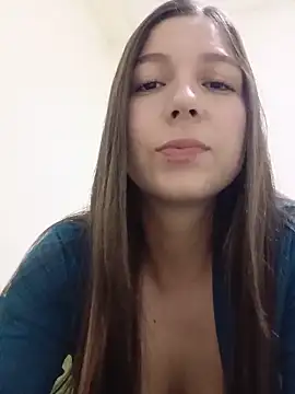Snapshot of Arianna_Moss chatting on June 19, 12:37 am Arianna Moss online show from June 19, 12:37 am