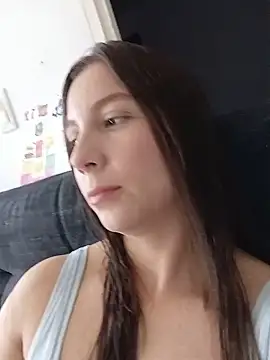 Snapshot of Arianna_Moss chatting on July 5, 7:10 pm Arianna Moss online show from July 5, 7:10 pm