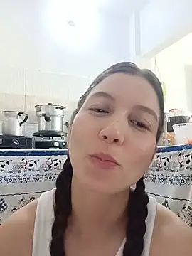 Snapshot of Arianna_Moss chatting on July 10, 4:20 pm Arianna Moss online show from July 10, 4:20 pm