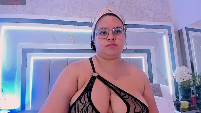 melodycharlotte online show from November 28, 12:41 pm