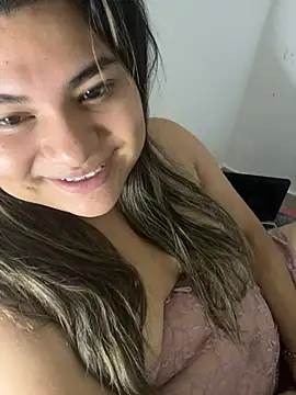 Snapshot of andi03 chatting on September 17, 4:25 am andi03 online show from September 17, 4:25 am