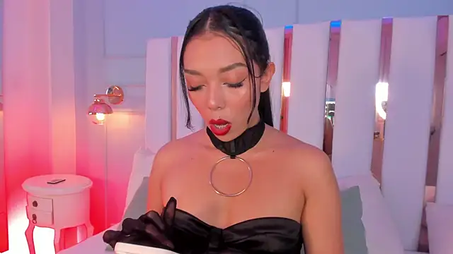 selene phmoon online show from December 1, 4:28 am