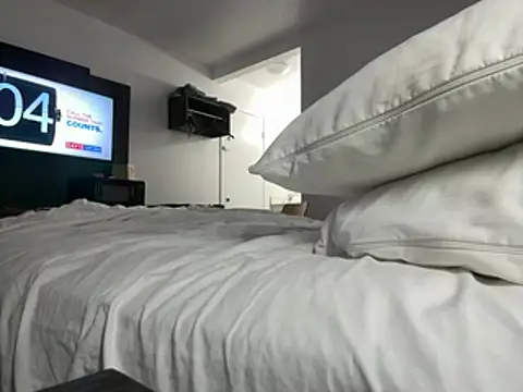 Snapshot of pinkpantiesboy1 chatting on July 14, 3:33 am pinkpantiesboy1 online show from July 14, 3:33 am