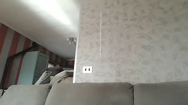 Snapshot of cazzoweb chatting on November 11, 12:16 pm cazzoweb online show from November 11, 12:16 pm