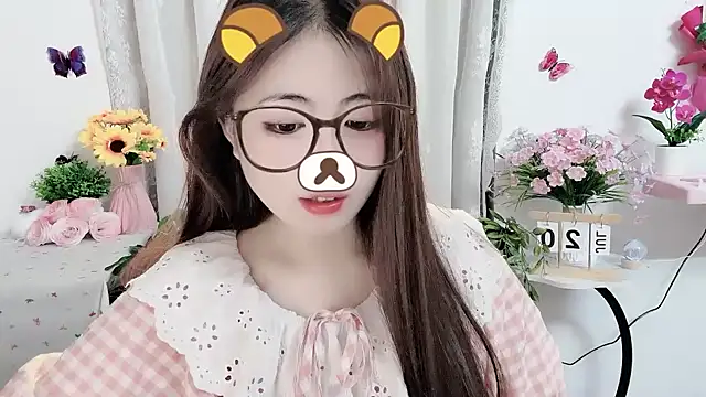 Amelia-babee online show from July 21, 1:02 pm