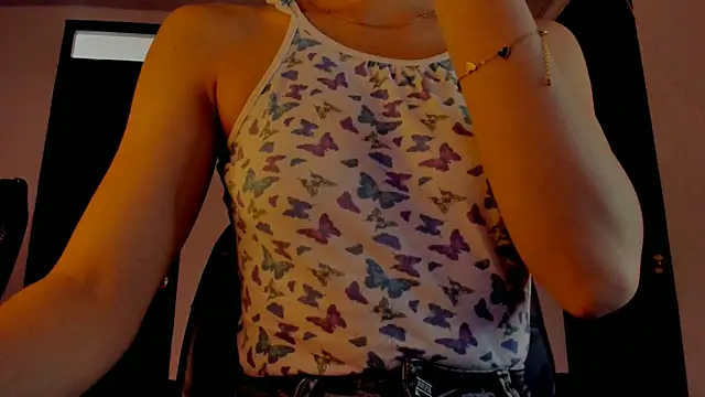 Madison charlotte online show from February 14, 2:03 pm