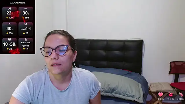 Megan Milf   online show from March 3, 12:33 pm