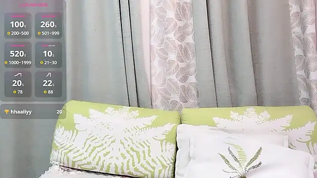 Snapshot of Aiyi909- chatting on April 17, 4:43 pm Aiyi909- online show from April 17, 4:43 pm