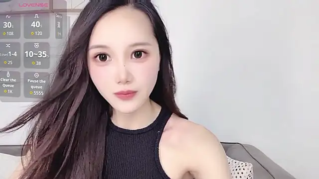 Snapshot of Aiyi909- chatting on May 31, 3:52 pm Aiyi909- online show from May 31, 3:52 pm