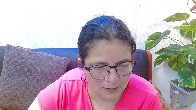 Snapshot of Linda_banks_ chatting on November 8, 9:24 pm Linda banks online show from November 8, 9:24 pm