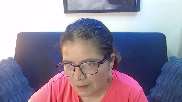 Snapshot of Linda_banks_ chatting on November 11, 9:04 pm Linda banks online show from November 11, 9:04 pm
